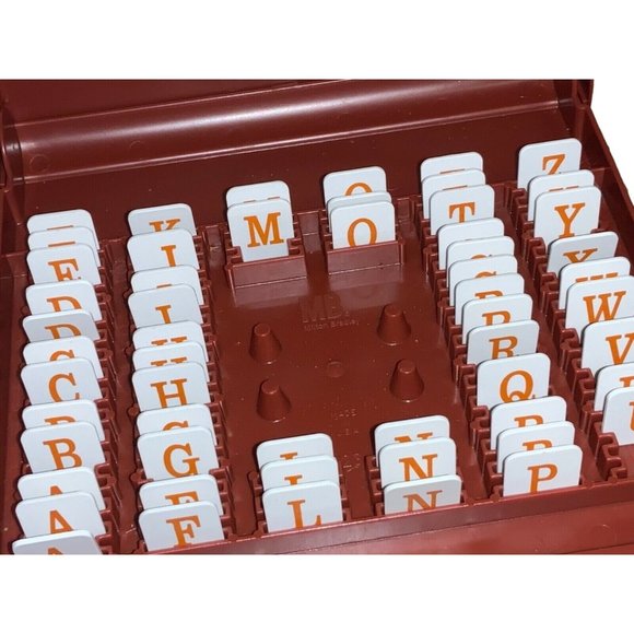 Hangman Game Board Game 2003 Parker Brothers - Hasbro  Ages 8+ - 2 Players - Picture 5 of 8